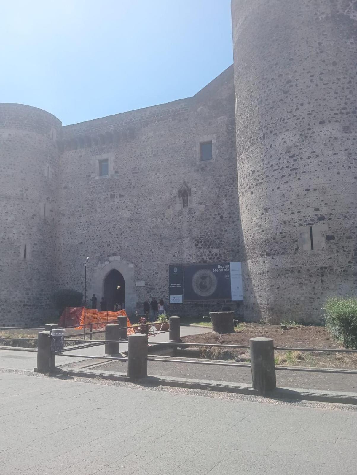 Ferienwohnung Il Castello Di Patty Catania Exterior foto