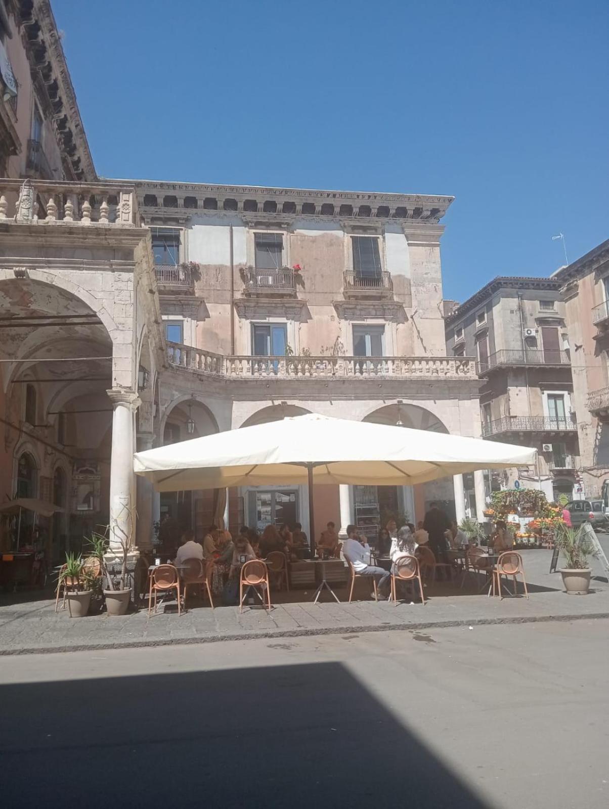 Ferienwohnung Il Castello Di Patty Catania Exterior foto